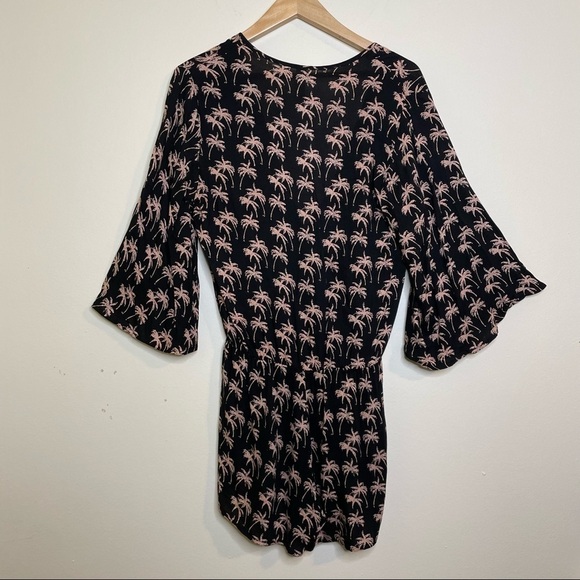 Elan Tropical Palm Tree Romper Wide Sleeve - Picture 2 of 4
